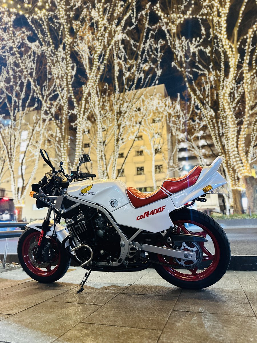 chanryooooooo's tweet photo. アルファードにバイク積んで仙台光のページェント行ってきた！写真撮れたし満足🥺 https://t.co/EjsCRY60vU