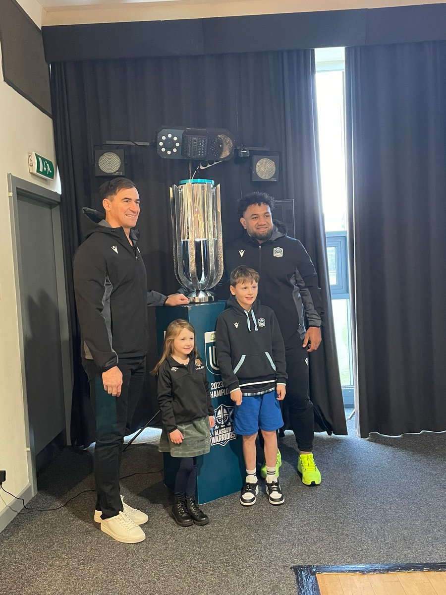 GlasgowWarriors's tweet image. Big shout out to @GHArugby hosting Royal High, in their own mini 1872 Cup match. 

Great to see the @URCOfficial trophy put too!