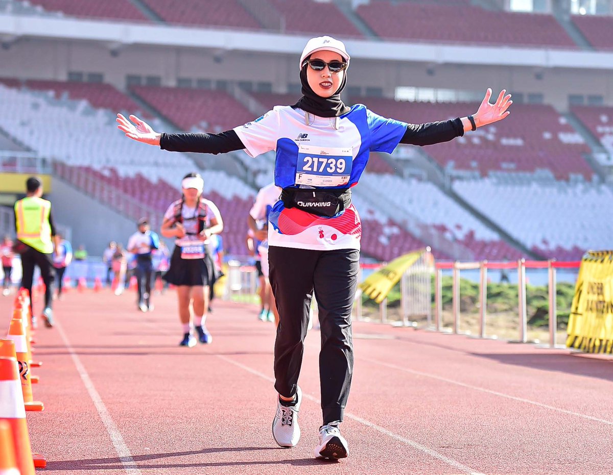 #MOASD #MSD #TAEHYUN #MOASelcaDay #투모로우바이투게더 #TOMORROW_X_TOGETHER <a href="/TXT_members/">TOMORROW X TOGETHER</a> #태현
His stage                       mine