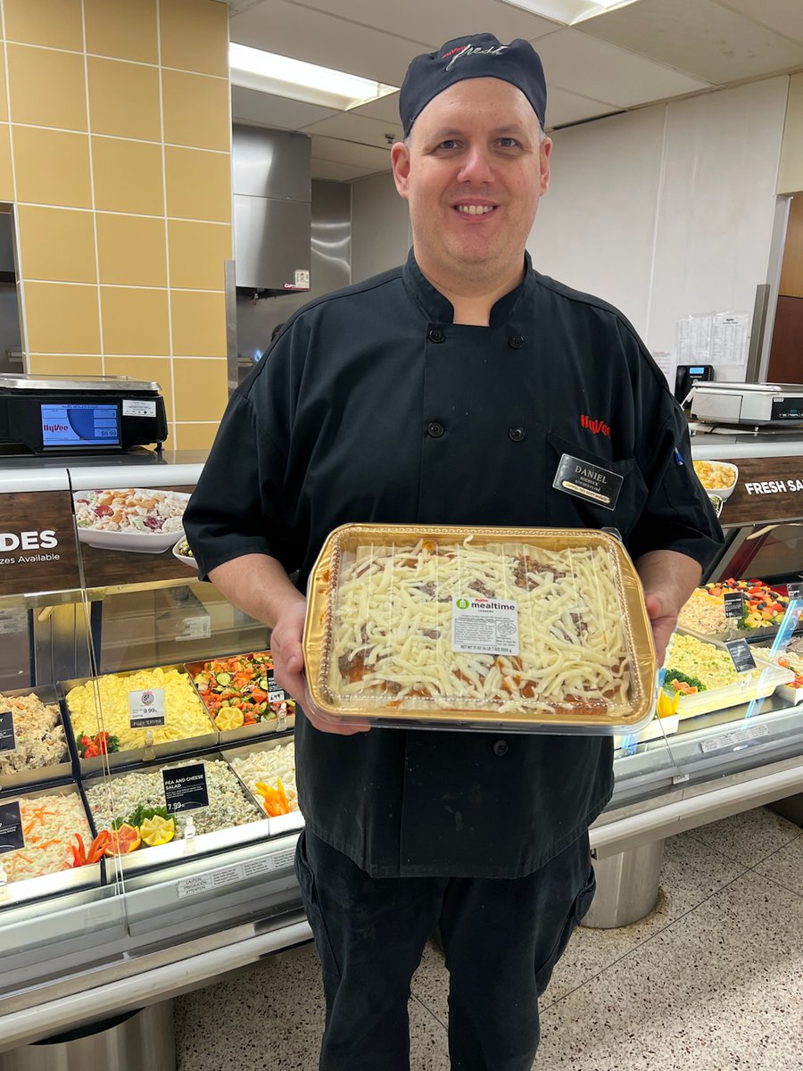 🎄 12 Days of PERKSMAS at your Linden Market Hy-Vee 🎁 Day Ten!
Mealtime family size dinner 32 to 79 oz (limit 1) ONLY $18.99 with your PERKS card!
Sunday, December 22nd only so stop on by!