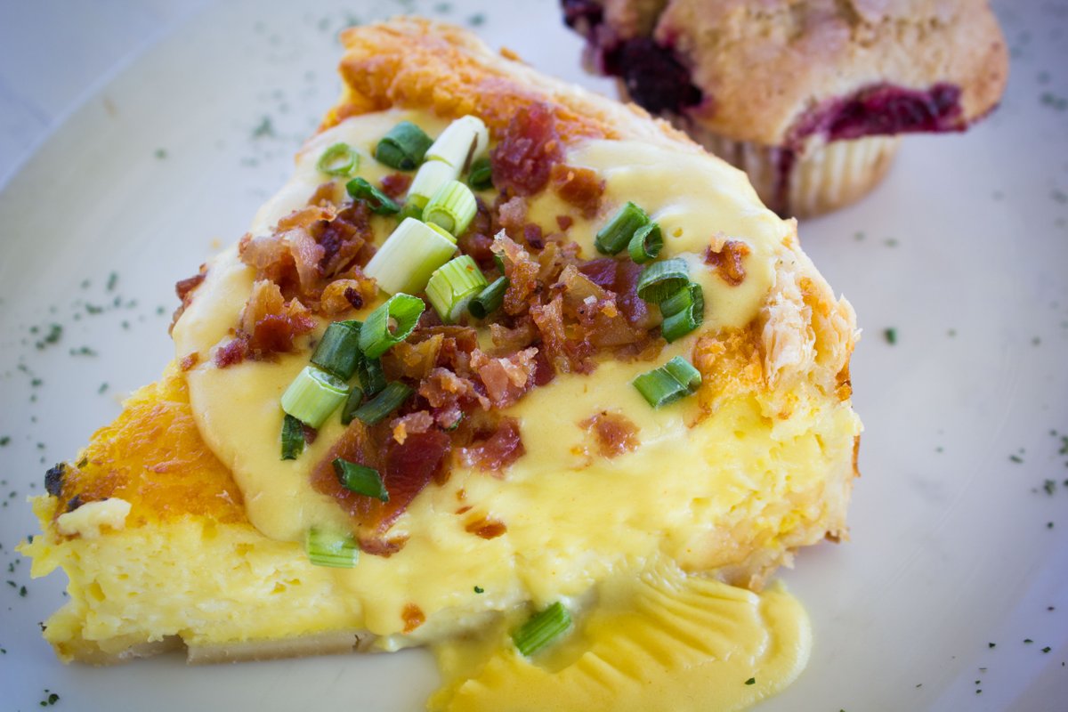 🌾✨ Breakfast bliss at Wheatfields! 🥞🍳 From fluffy pancakes to fresh-baked pastries, every bite is bursting with flavor and love.❤️💛 Nothing beats sharing laughter and delicious food together. What’s your fave breakfast dish? Let’s hear it! 👇🥐 #BreakfastGoals #FamilyTime
