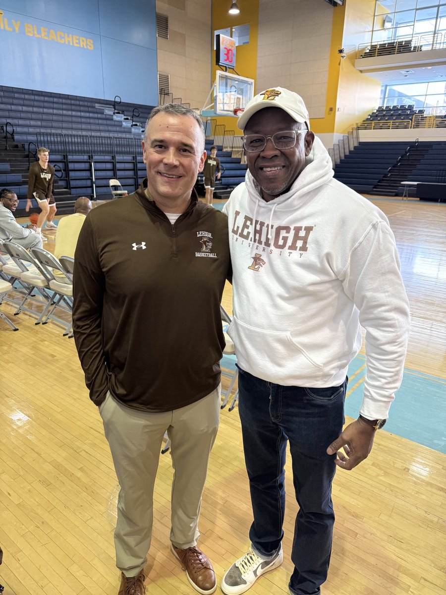 Brett Reed (@brettreed) on Twitter photo Great to visit with Gary Howard (<a href="/ACBJ_GarryD/">Garry D. Howard</a>) at our LIU game yesterday. Gotta love seeing those who’ve been part of this program coming back to support. Also love seeing our former great Coach <a href="/SeanHoehn22/">Sean Hoehn</a> who’s now excelling in his new career path Great to visit with Gary Howard (<a href="/ACBJ_GarryD/">Garry D. Howard</a>) at our LIU game yesterday. Gotta love seeing those who’ve been part of this program coming back to support. Also love seeing our former great Coach <a href="/SeanHoehn22/">Sean Hoehn</a> who’s now excelling in his new career path