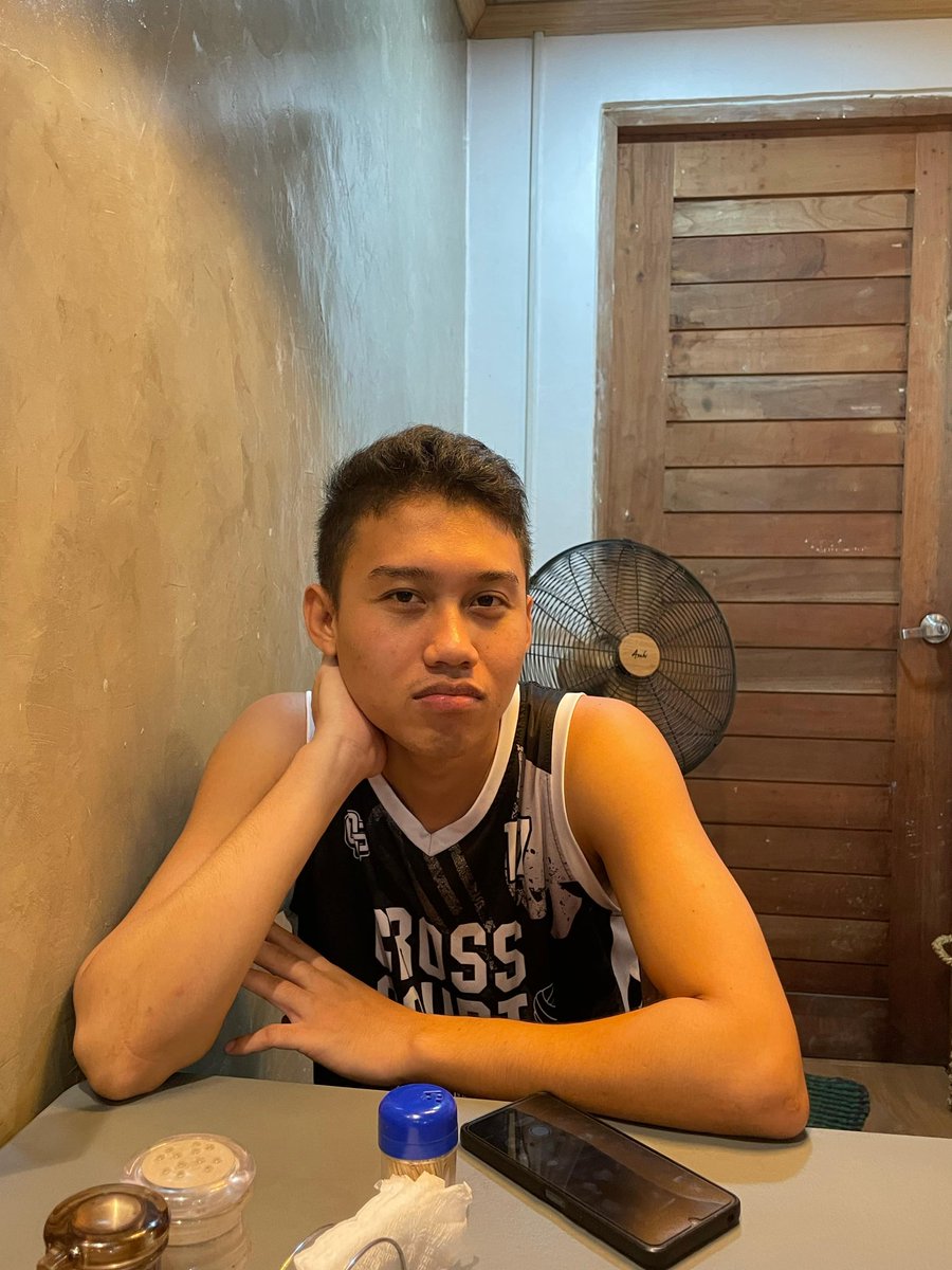Phienigher's tweet photo. My kind of rest day. https://t.co/fgPUNXeBlN