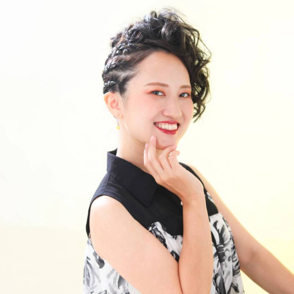 AIRIN_official_'s tweet image. 12/29（日）
▪️場所：Entertainment Dining BERONICA【大阪京橋】
大阪府大阪市城東区蒲生１丁目８−４

▪️時間：18:00~23:00

こちらのイベントにモデル出演することになりました！

チケット代は、6600円です(((o(*ﾟ▽ﾟ*)o)))

見に来て頂ける方は、私のDMにてご連絡下さい😊

 #AIRIN