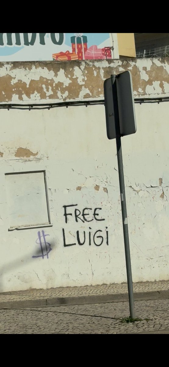 sofiia_fs's tweet photo. Even in Portugal

📍Portimão, Portugal

 #FreeLuigi https://t.co/rI04d1xmVH