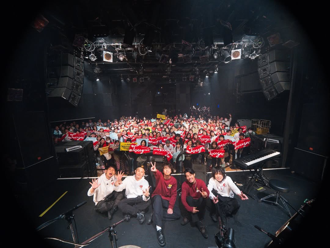 avg27pt's tweet photo. 小林柊矢/TUNING
マライヤキャリーはさすがに痺れましたねぇ。フェイク上手すぎてエデンの菊池くんに教わったのかとか色々考えちゃいました🤔
ほんとに最高のライブでした。リハの写真持って帰り忘れたのだけ後悔です、、
来年も楽しみにしてます！
 #小林柊矢  @touya_0123 @Touya_Staff https://t.co/kJC3d7f83x