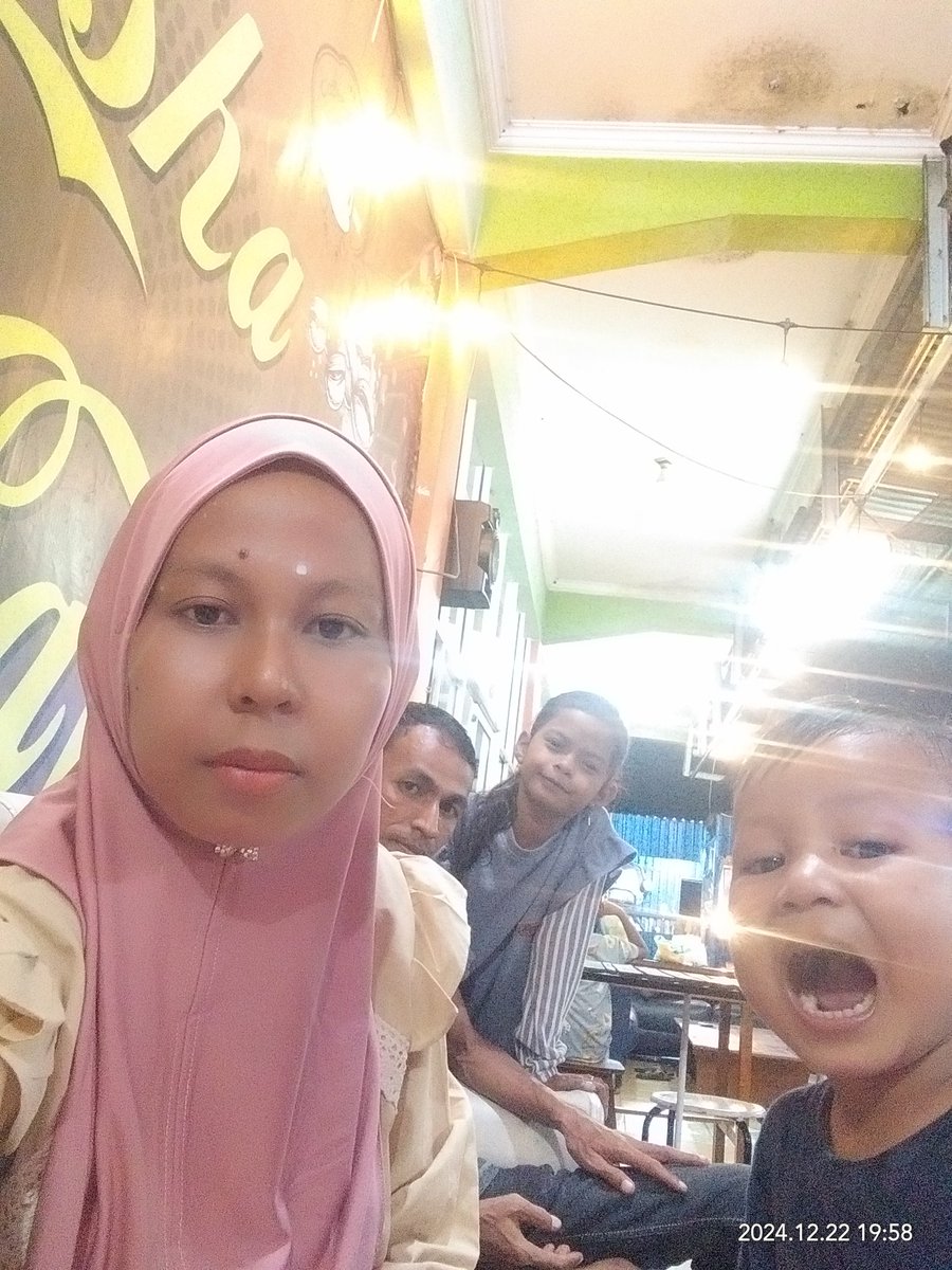 freenmichell's tweet image. 