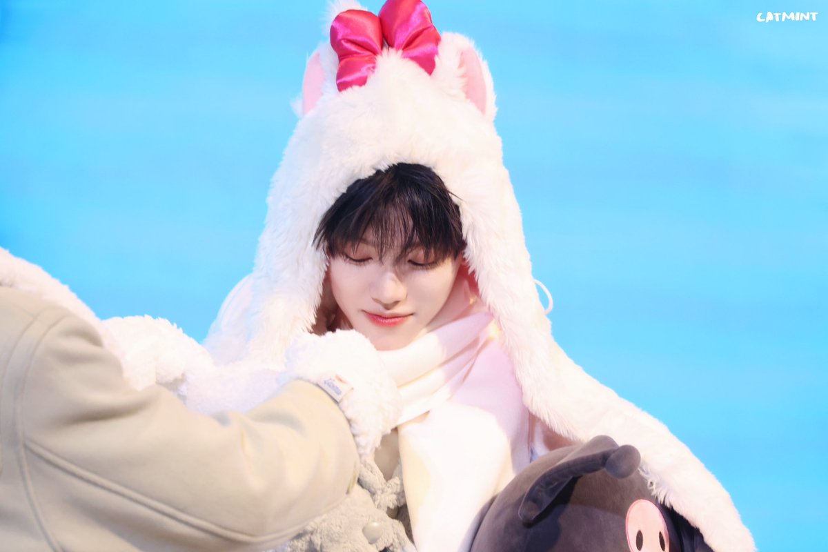 CATMINT_0813's tweet image. 241222 위드뮤 대면

🎀

#재민 #JAEMIN #ジェミン
#NCTDREAM #NCT