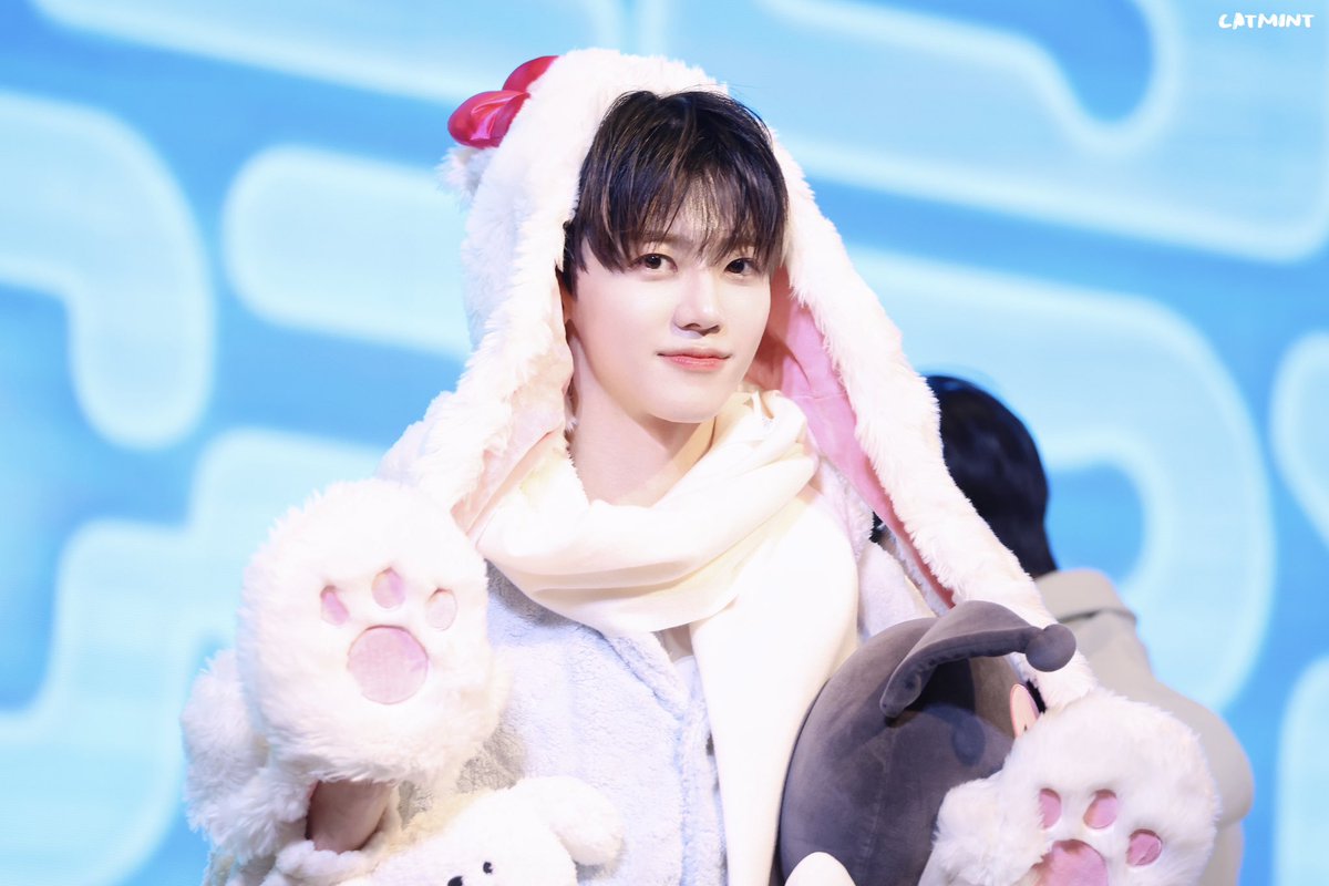 CATMINT_0813's tweet image. 241222 위드뮤 대면

🎀

#재민 #JAEMIN #ジェミン
#NCTDREAM #NCT