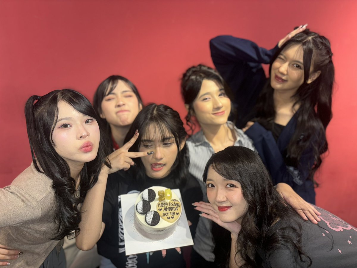 _amandapuspitaa's tweet photo. Sheyeng”ku semua❤️❤️ https://t.co/WAeW7Nkid8