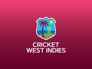 QueensinBlue's tweet photo. India Women dominated the West Indies Women, clinching a massive 211-run victory! WIW was bowled out for just 103 in 26.2 overs. Priya Mishra starred with the ball, taking 2 wickets for 22 runs, including the key dismissal of Shamilia Connell (8).
#INDvWI https://t.co/KCm3sKgY0O
