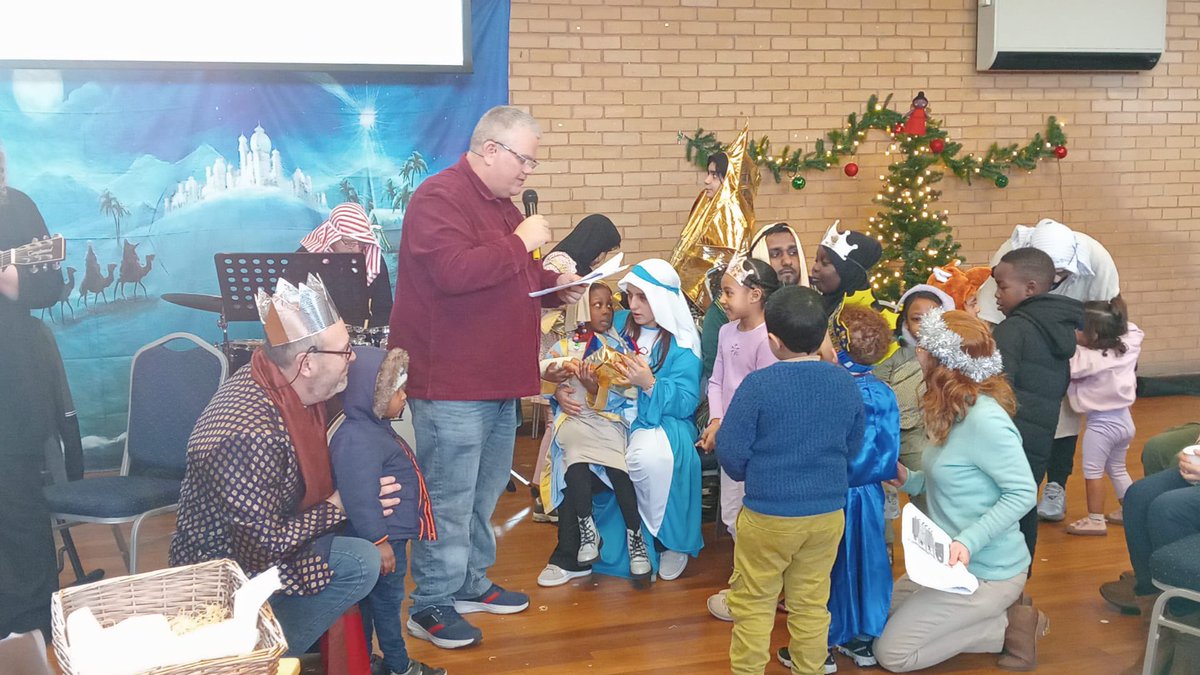ChristChurchbir's tweet photo. We had fun as we retold the Christmas story and worshipped Jesus https://t.co/i0dZKK8FbO