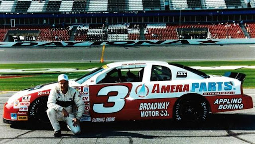 arcafan_news's tweet photo. 3 Days Untill Christmas!
Kirk Shelmerdine
PC: Florida Stock Cars
#KirkShelmerdine #RIPDale #AmeraParts #ARCA #ARCAMemories #Daytona #ChristmasCountdown2024 https://t.co/YTMxZgLGej
