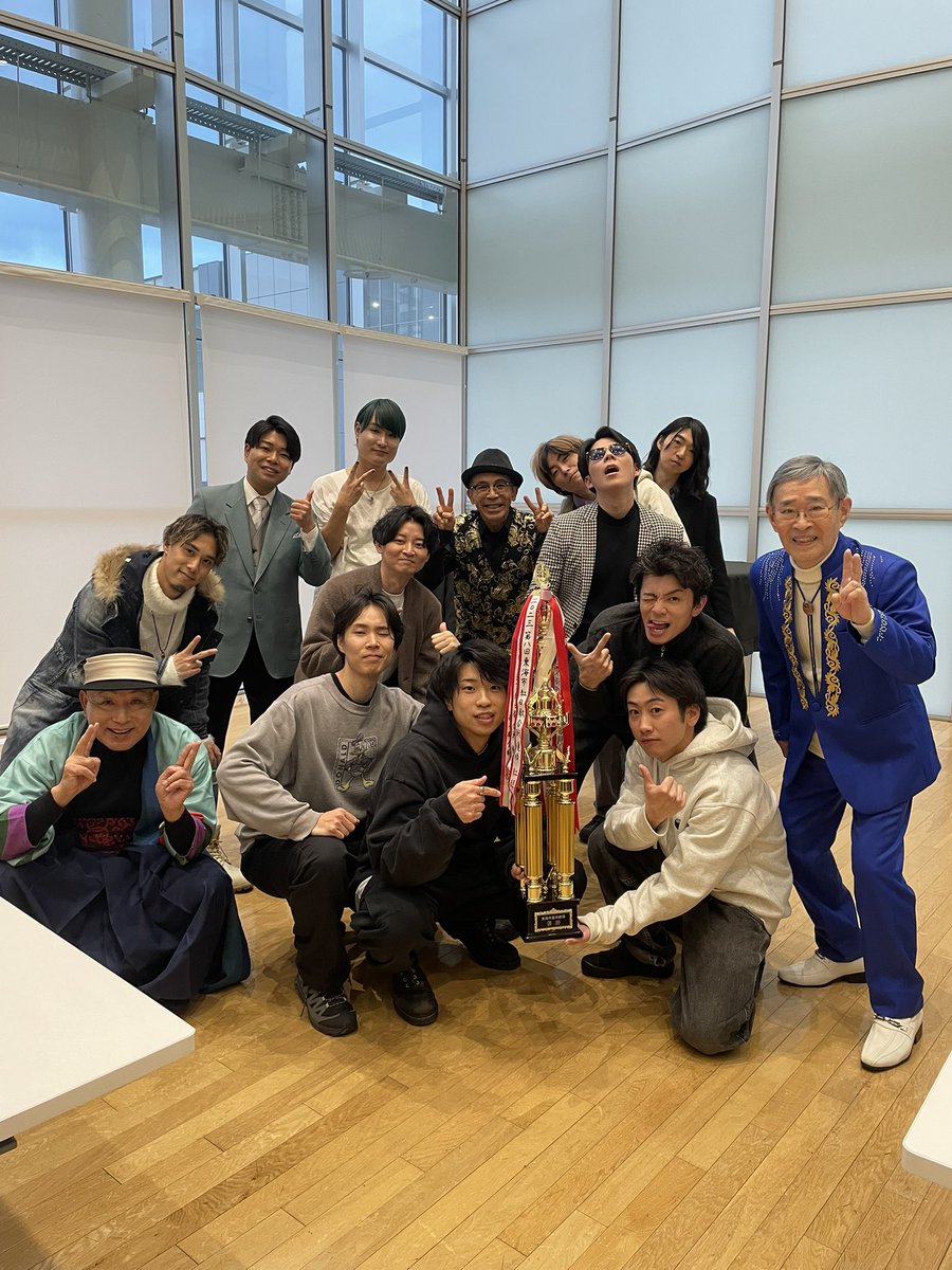 Genthru_Bomb's tweet photo. 2024.12.22(sun) at 東海市芸術劇場 大ホール
第9回東海市紅白歌合戦
6年ぶり白組勝利🏆
#東海市紅白歌合戦
#Genthru https://t.co/1Z9PV1Ob3m