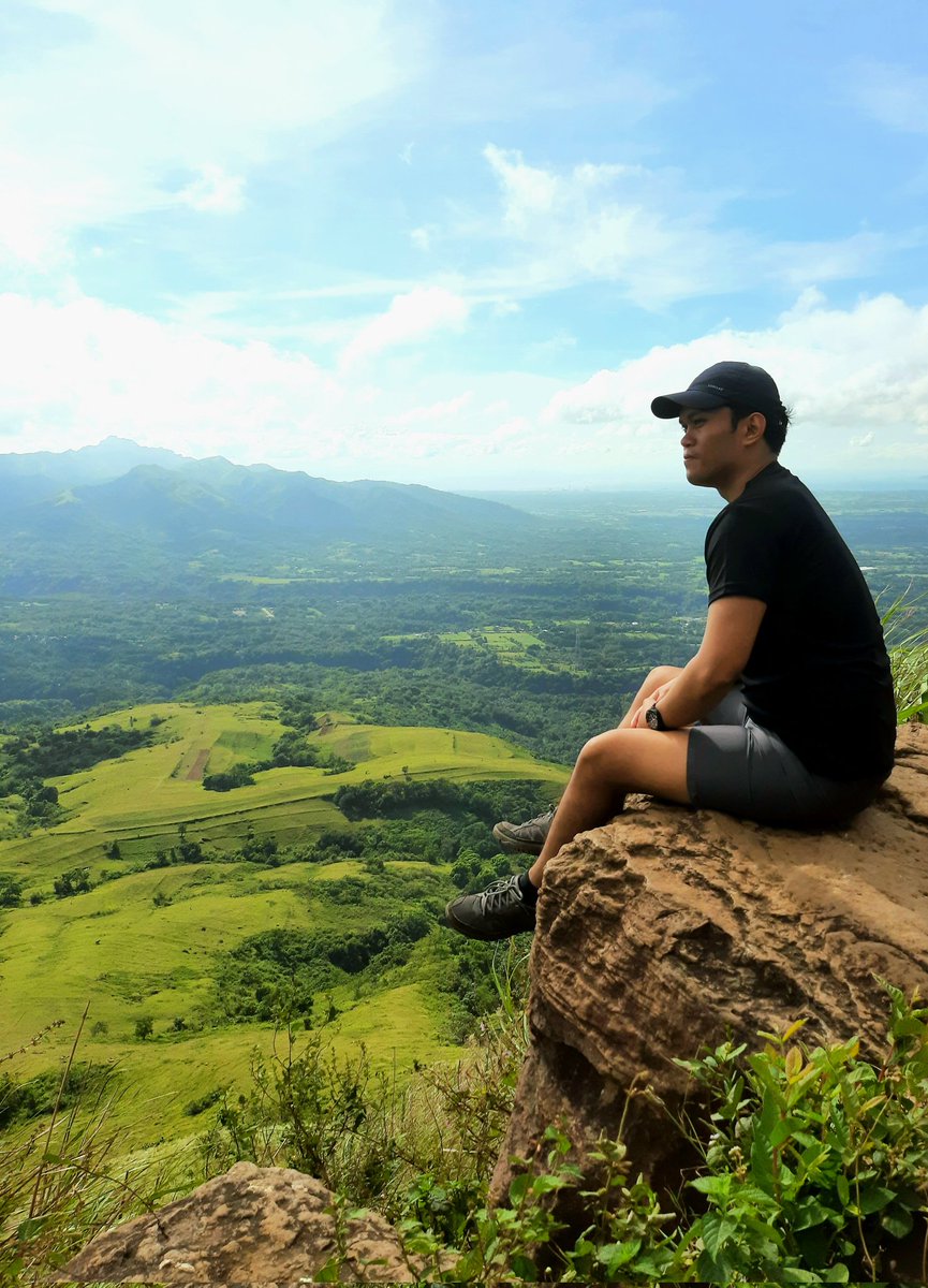 CjFaderogao's tweet photo. Nasugbu trilogy ⛰

Follow my journey up Mt. Lantik, Mt. Talamitam, and Mt. Apayang in this post:
https://t.co/t5ClHxzKcZ https://t.co/2Ke2dtP3Q3