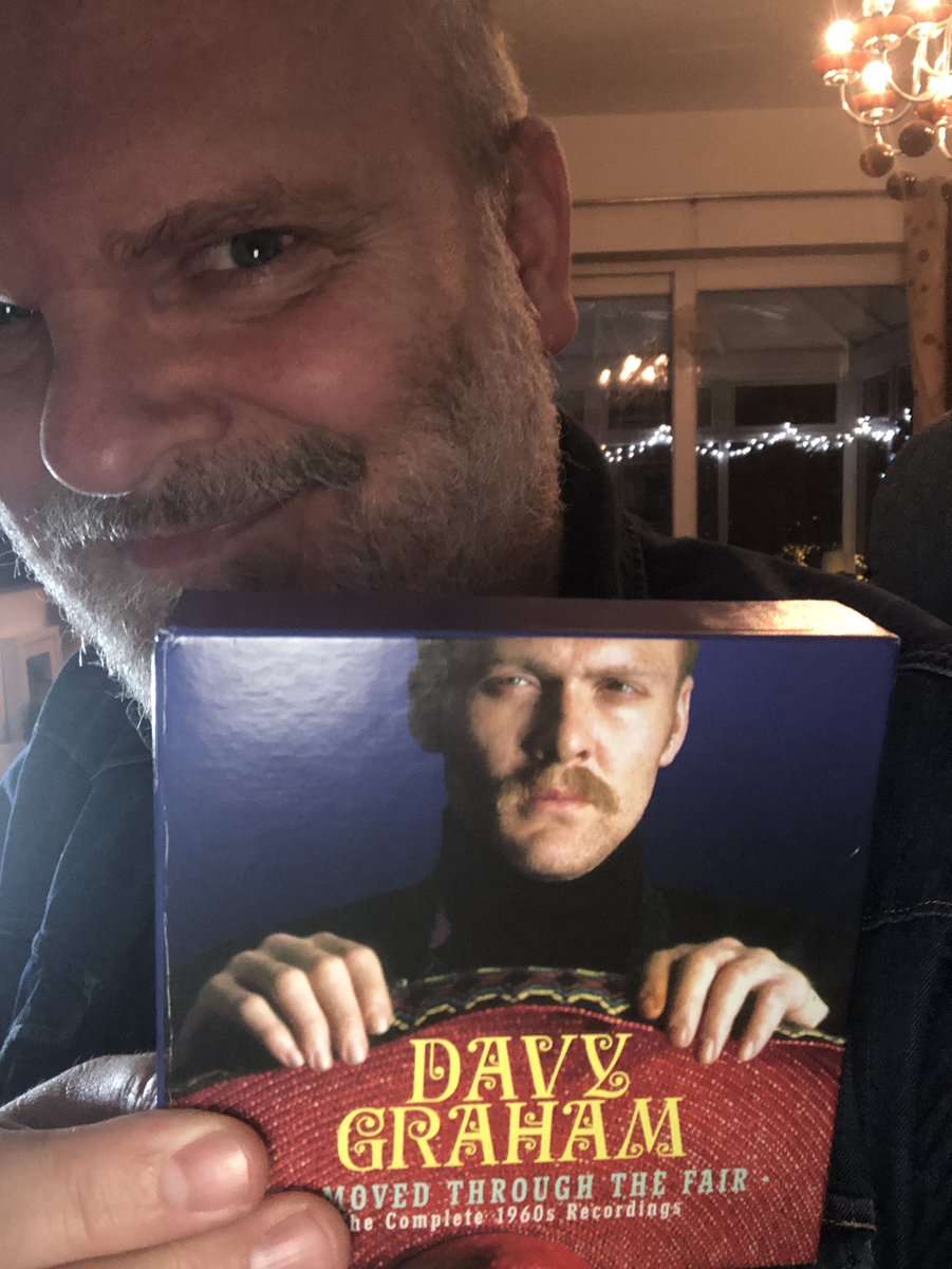 RalphMcLeanShow's tweet photo. Arrived just too late for my end of year best of shows but this #DavyGraham boxset on @CherryRedGroup is just brilliant. No one played quite like Davy! #hemovedthroughthefair https://t.co/HWcrNAQpKy