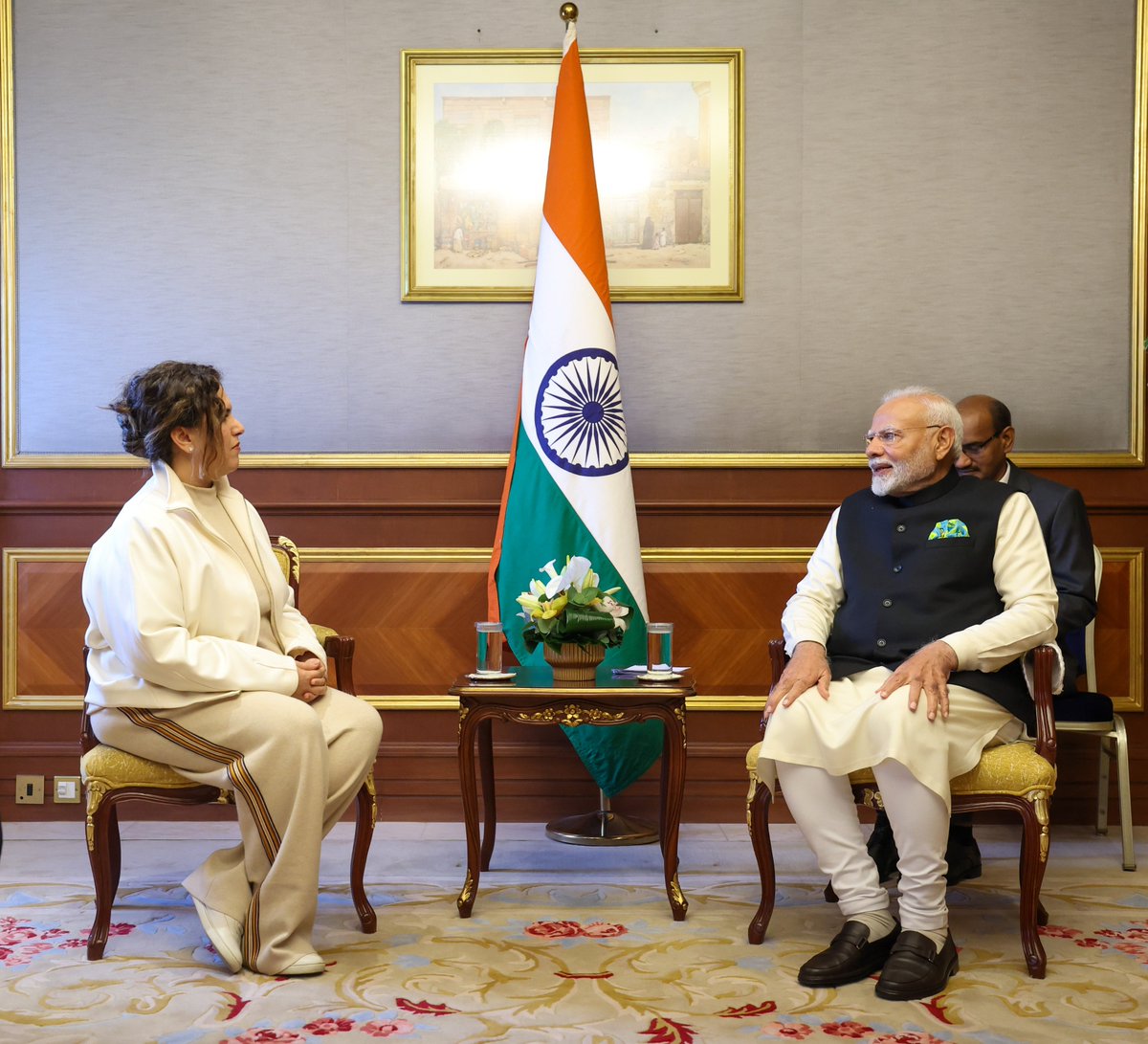 Narendra Modi tweet media