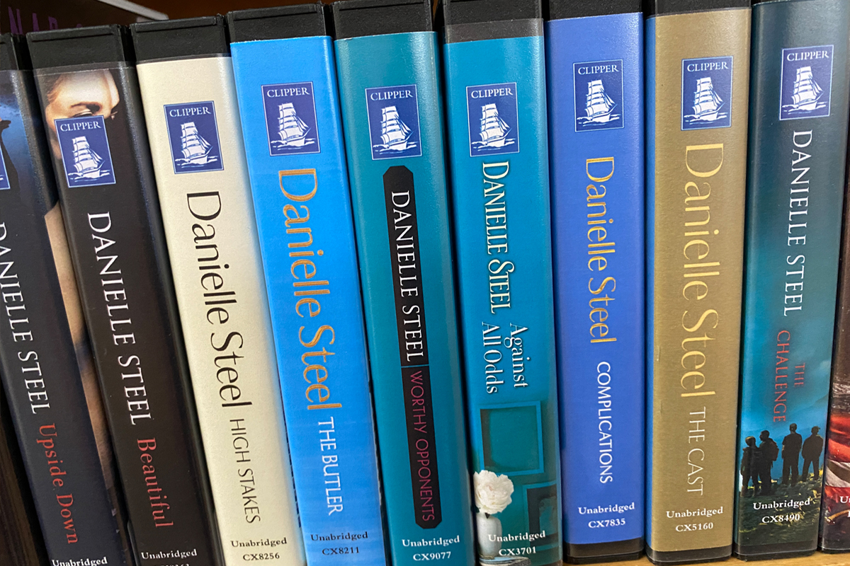 MKLibraries's tweet photo. We've all binge-watched on Netflix - how about a binge-listen? We have many #audiobooks on CD for your favourite authors like #LeeChild, #JamesPatterson and #ValMcDermid. https://t.co/TCGKFLPLWq