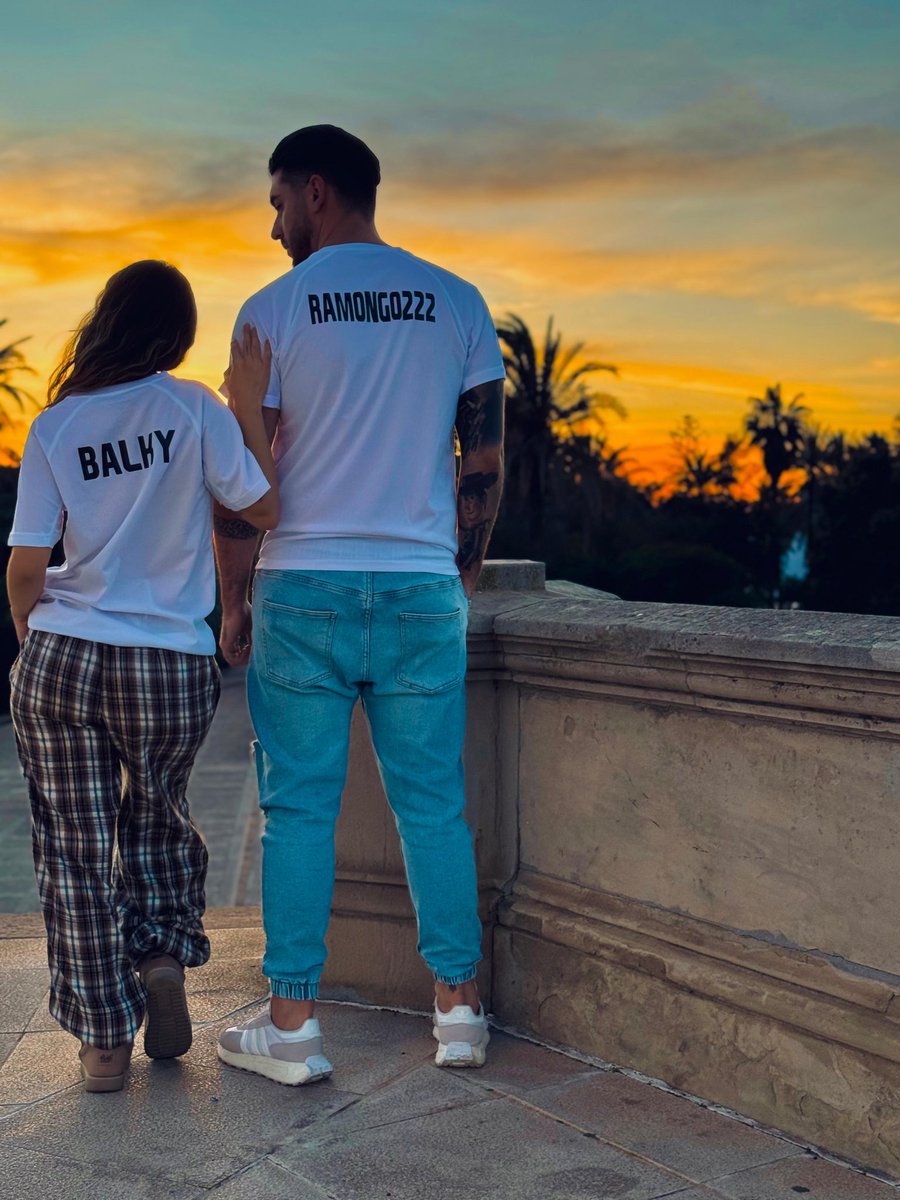 #Noticia

📌 Llegó el día en el que <a href="/Balkyriaa/">Lola ❀*.☼⋆ꕤ｡˚⋆</a> y <a href="/ramongo222/">Ramongo222</a> están de vuelta 😎

📌 Pasate a partir de las 16:30h por alguno de sus canales y disfruta de una tarde de #Valorant y #Fornite 

📌 Os dejamos por aquí los enlaces 

👇 <a href="/Balkyriaa/">Lola ❀*.☼⋆ꕤ｡˚⋆</a>  👇
Twitch.tv/balkyriaa