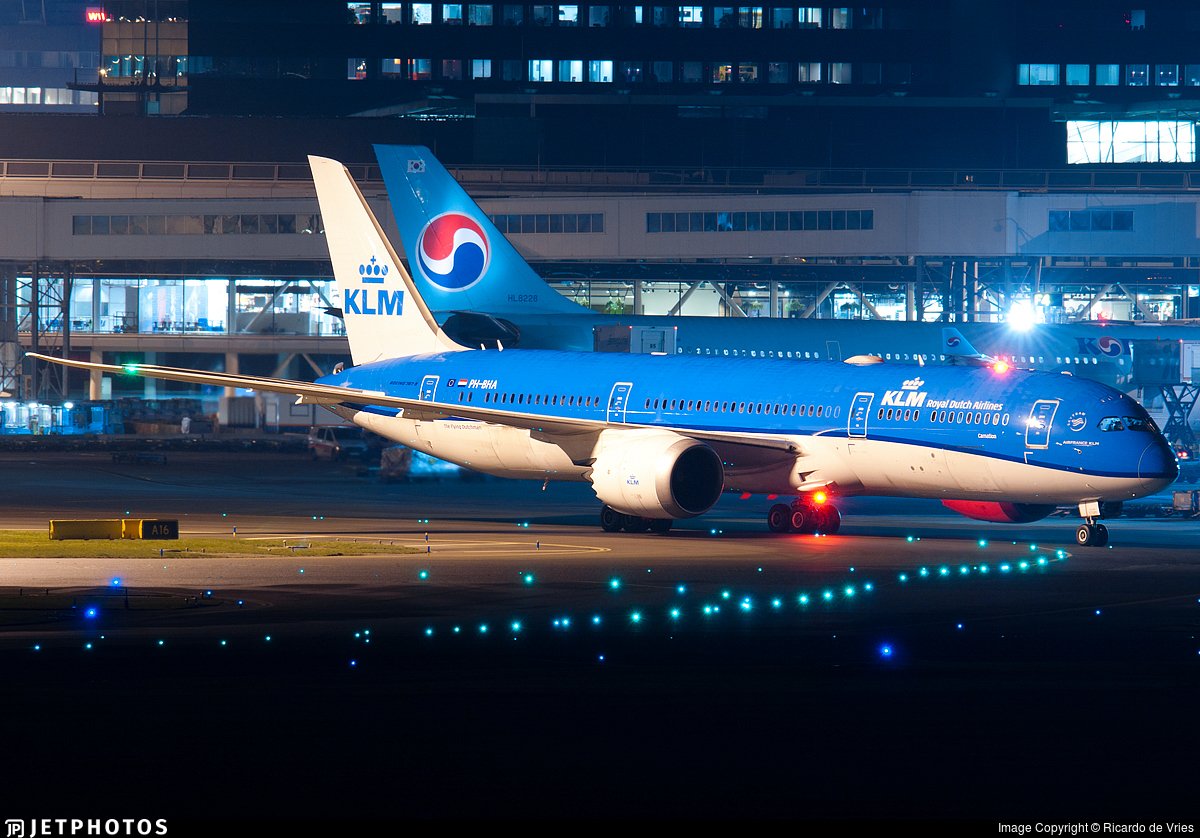 Vuelos y Spotters ✈ tweet media