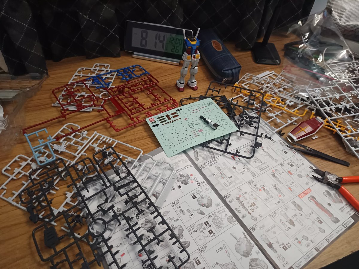 PapermasteroneTT tweet media