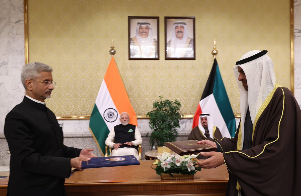 narendramodi's tweet photo. Held fruitful discussions with HH Sheikh Ahmed Abdullah Al-Ahmed Al-Sabah, the Prime Minister of Kuwait. Our talks covered the full range of India-Kuwait relations, including trade, commerce, people-to-people ties and more. Key MoUs and Agreements were also exchanged, which will add strength to bilateral relations.