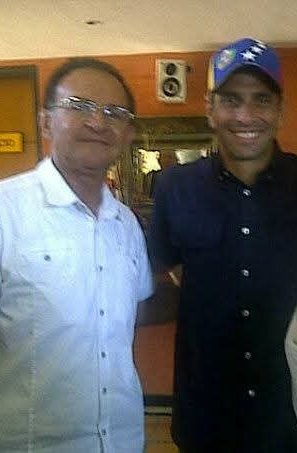 NervigerHund's tweet photo. ¿Por qué la prisa? Más interesante sería saber por qué su familia le sacó el cuerpo al apellido. ¿Magistrado o manual de corrupción extrema?.

Quien tiene rabo de paja no se acerca a la candela @Eduardo_Bittar https://t.co/zFPLdLeM0K