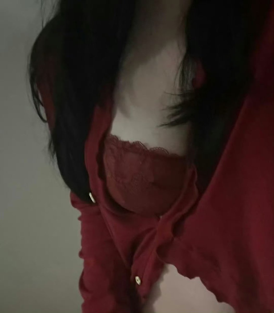 sulloon666's tweet photo. 谁说高中不能sexy了 https://t.co/xM7dQLfIpd