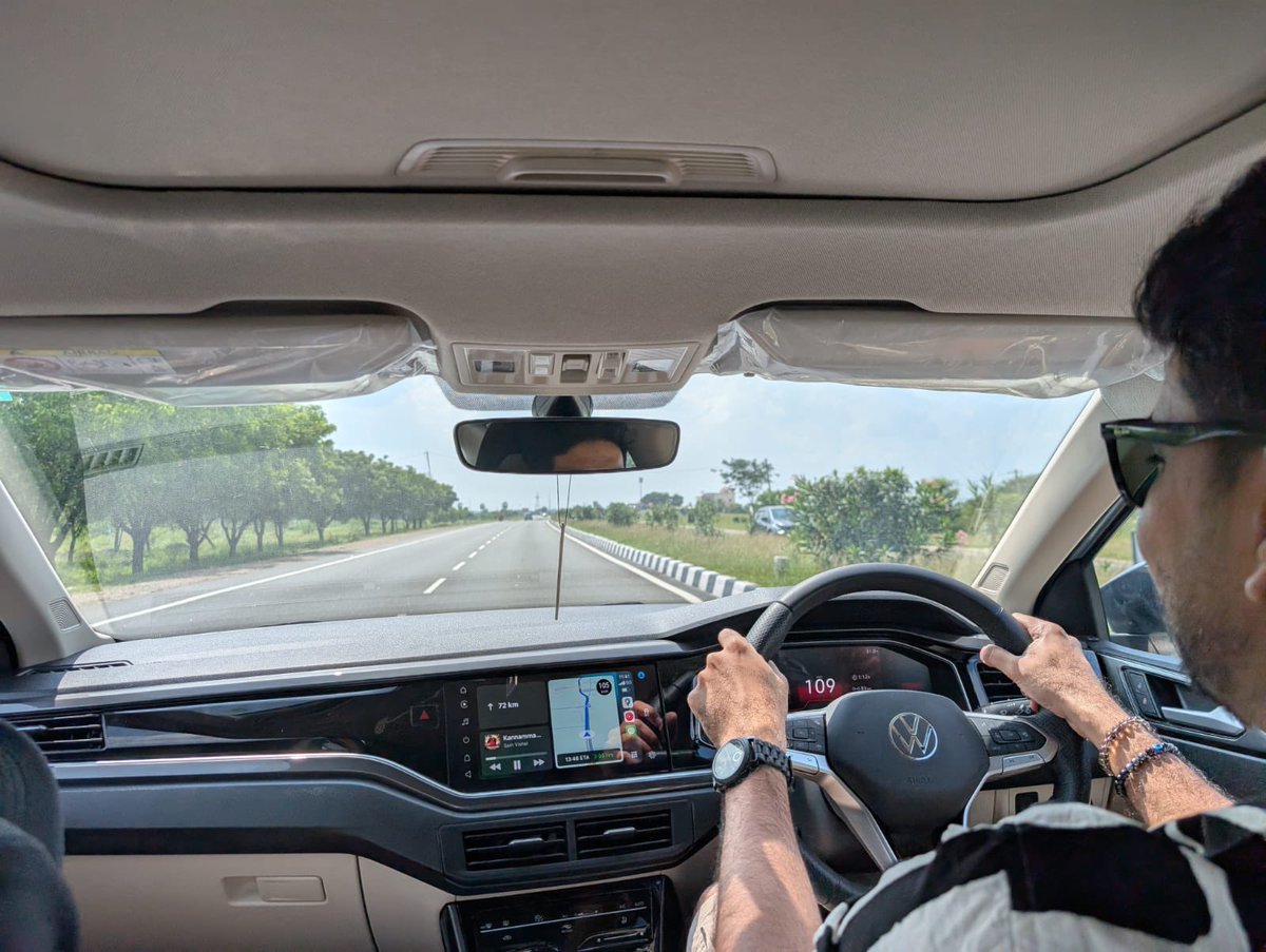 giri619's tweet photo. First time driving to South Tamilnadu. Amazing roads, so picturesque. NH44, you beauty 🤩 https://t.co/BZwTeEUxMU