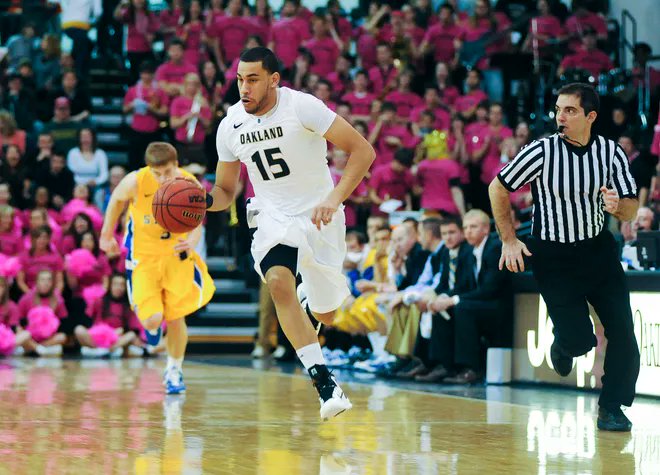griffin_beers2's tweet photo. Oakland vs Loyola Chicago. 5pm ET, ESPN2.

Longest tenured D1 Coach Greg Kampe will face a former player for the first time in Drew Valentine
Valentine is the winningest player in Oakland history
Defending Horizon champ vs Defending A10 champ

@DiamondHeadClsc did well!! https://t.co/QdW7dGNxbS