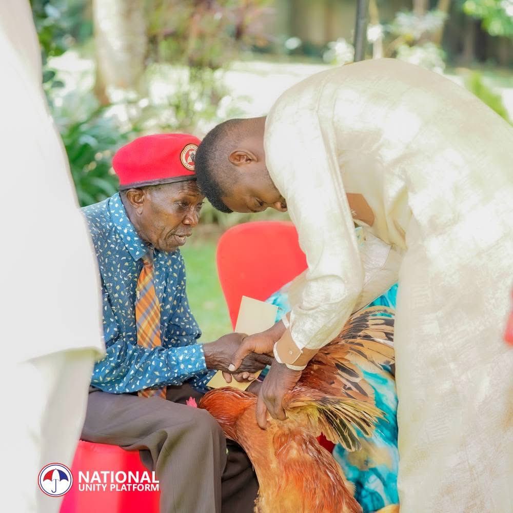 HEBobiwine's tweet photo. https://t.co/V9DUjaEGmx