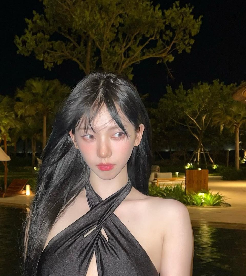 hourlykrn's tweet image. 