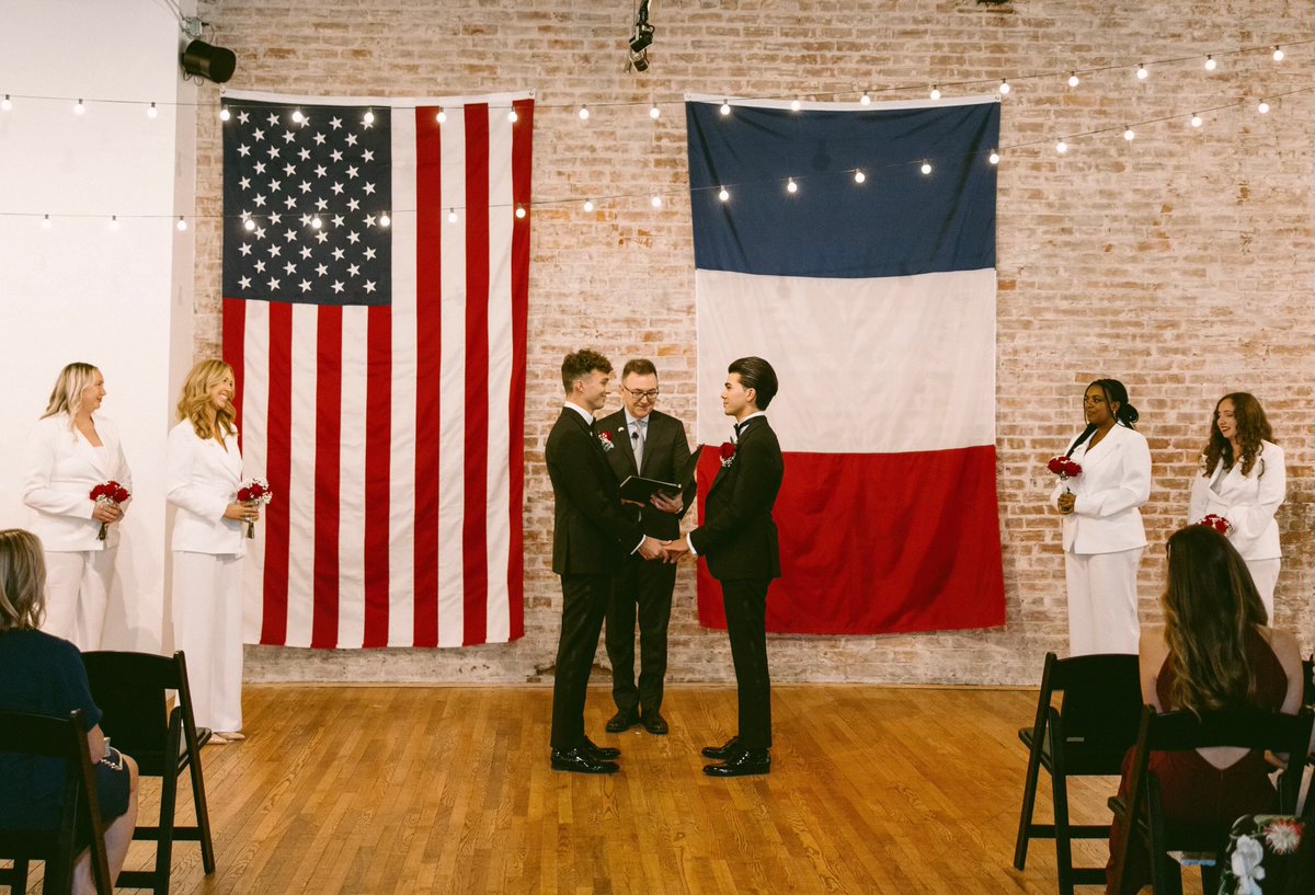 RepGregLandsman's tweet photo. 🥳CASEWORK WIN! Jacob and Lucas, newlyweds from Cincinnati and France, faced long delays getting Lucas’s marriage visa approved.

Our team worked with @USCIS, and in December, the visa was approved, reuniting them just in time for the holidays! https://t.co/BPnKosWO19