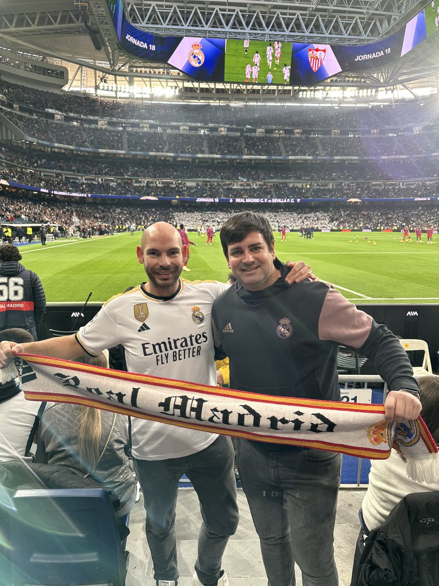 talaverano86's tweet photo. @KekoS87 vamos a por el segundo del día!
#HalaMadridYNadaMas 
#HistoriaQueTuHicisteHistoriaPorHacer https://t.co/TgdYuKY48R