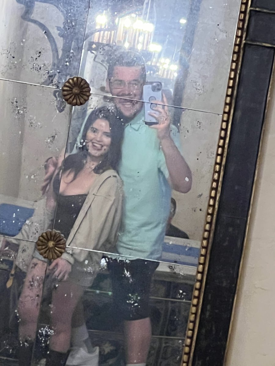 Vanessinator 🤖 T-80085 tweet media