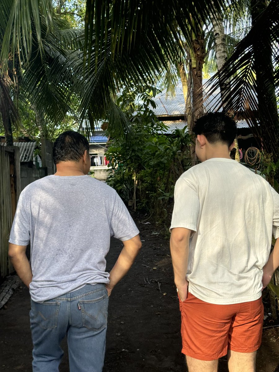 — seeing my father treating my partner like his own son 😭🥹 and invited him to celebrate Christmas with us ✨🤍