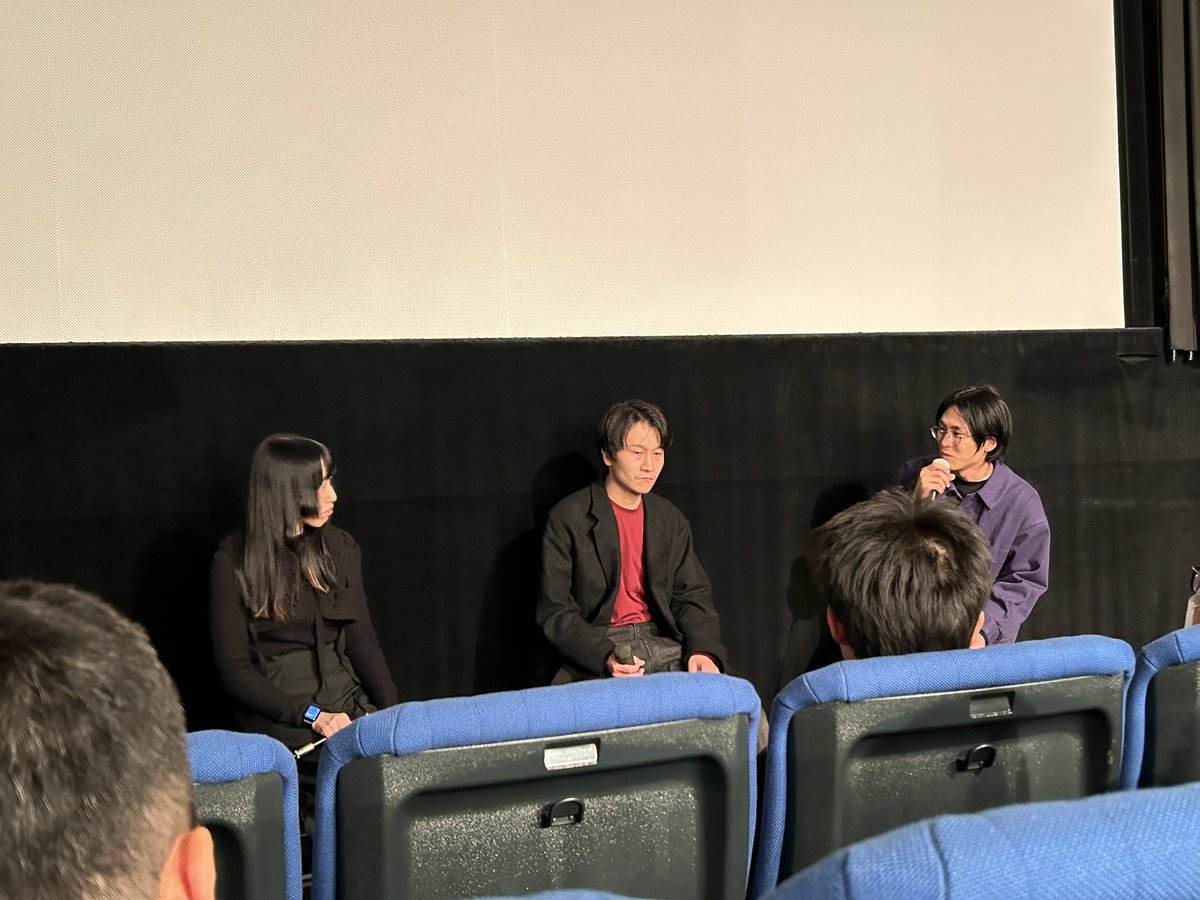 ya_02_yo_27's tweet photo. cinema bandwagon day10
広田智大監督「朝の火」
先日観てあまりにも刺さりすぎて本日2回目の鑑賞　
前回気づかなかった箇所があったりやっぱりこの画好きだなと改めて思ったり
トークで川添監督が広田監督は人が好きという話をされて���てとても納得したというか弱い者に対する目線の優しさを感じたり https://t.co/kJcP0HFksz
