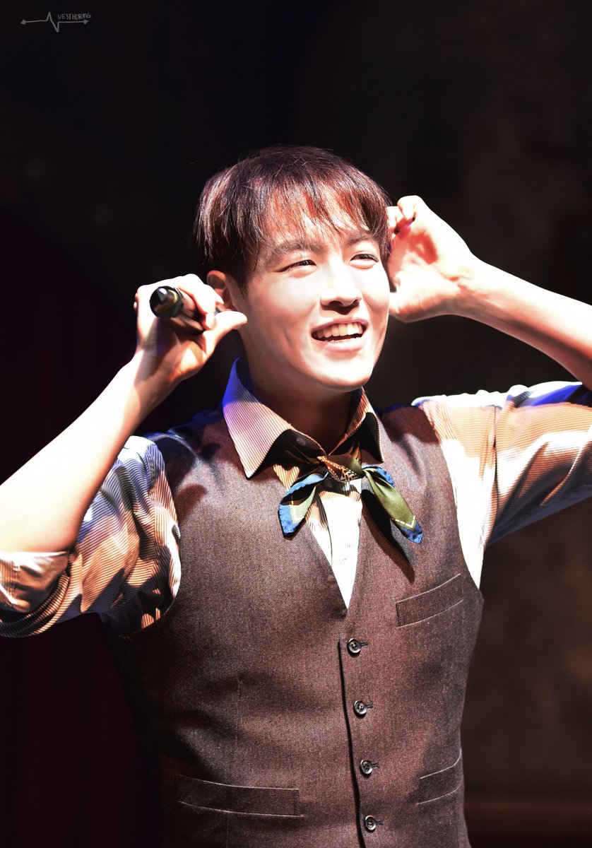 ↑↓←→ tweet media