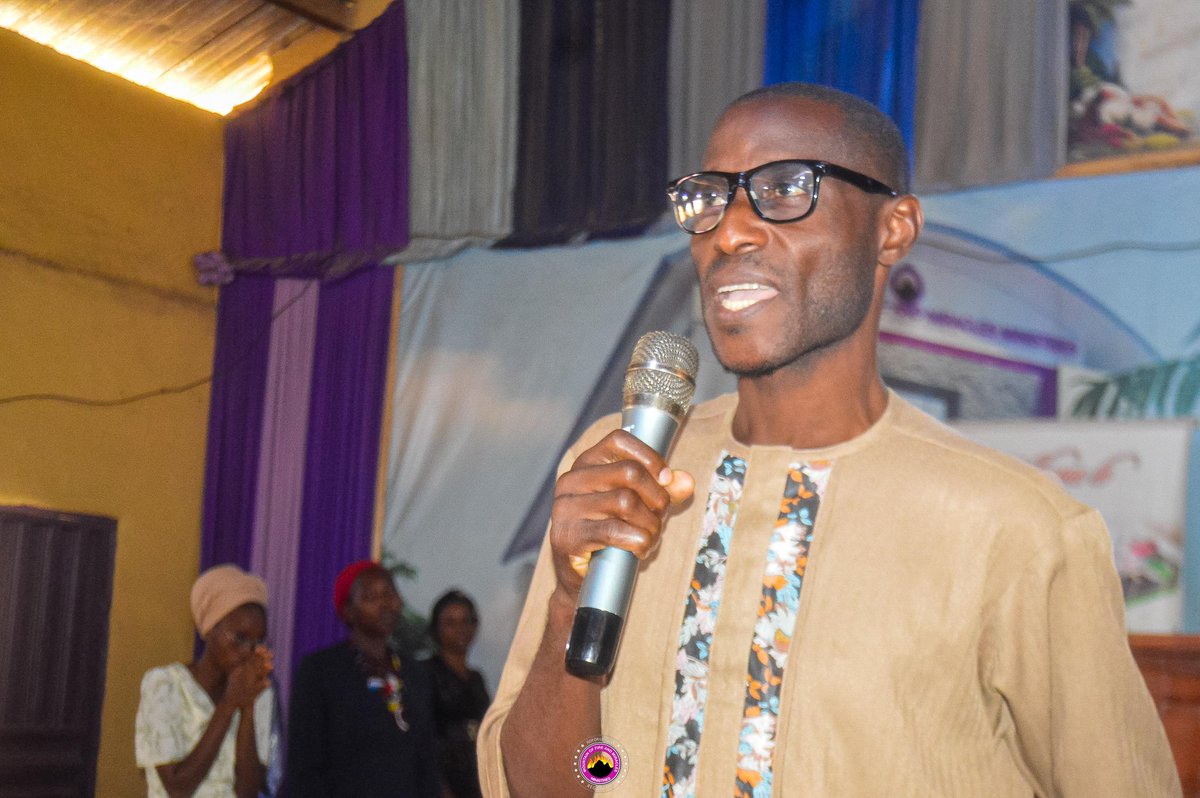 Lr210MfmN's tweet image. and transformation in their lives. We rejoiced with those who rejoiced, and we were reminded that we are not alone in our journeys. A truly inspiring and uplifting testimony session! #TestimonySession #SharingStories #SundayServiceHighlights