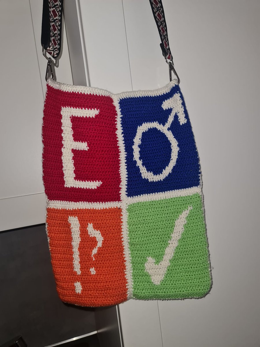 Making myself the only bag that matters 
#crochet #ao3 #handmade #diy