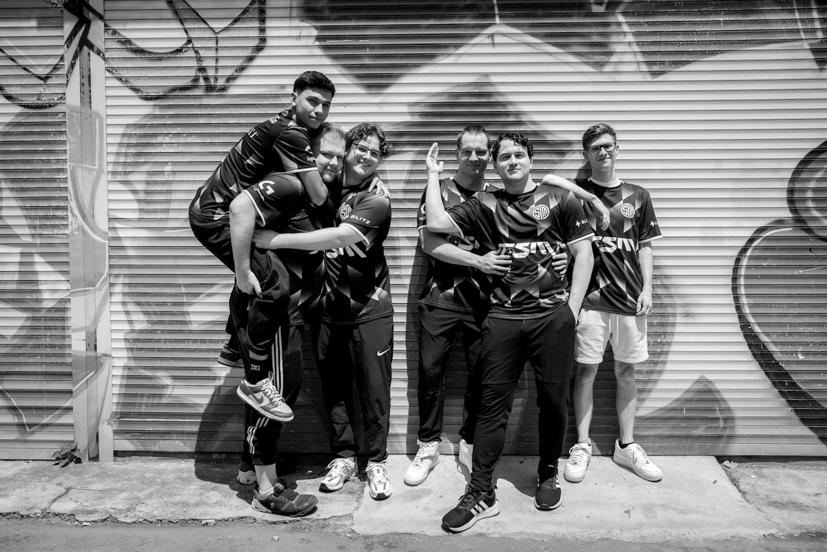 TSM's tweet photo. Although we missed out on lifting the trophy by the smallest of margins, there is nothing but pride in our hearts for this squad.

The only team in the world to reach every LAN event and every Grand Finals is now undeniably one of the best in the world.

Thank you to all the fans who supported the boys in black-and-white, and were part of this chapter of PUBG history.

Keep your heads high, and congratulations on an incredible year lads 🖤🤍