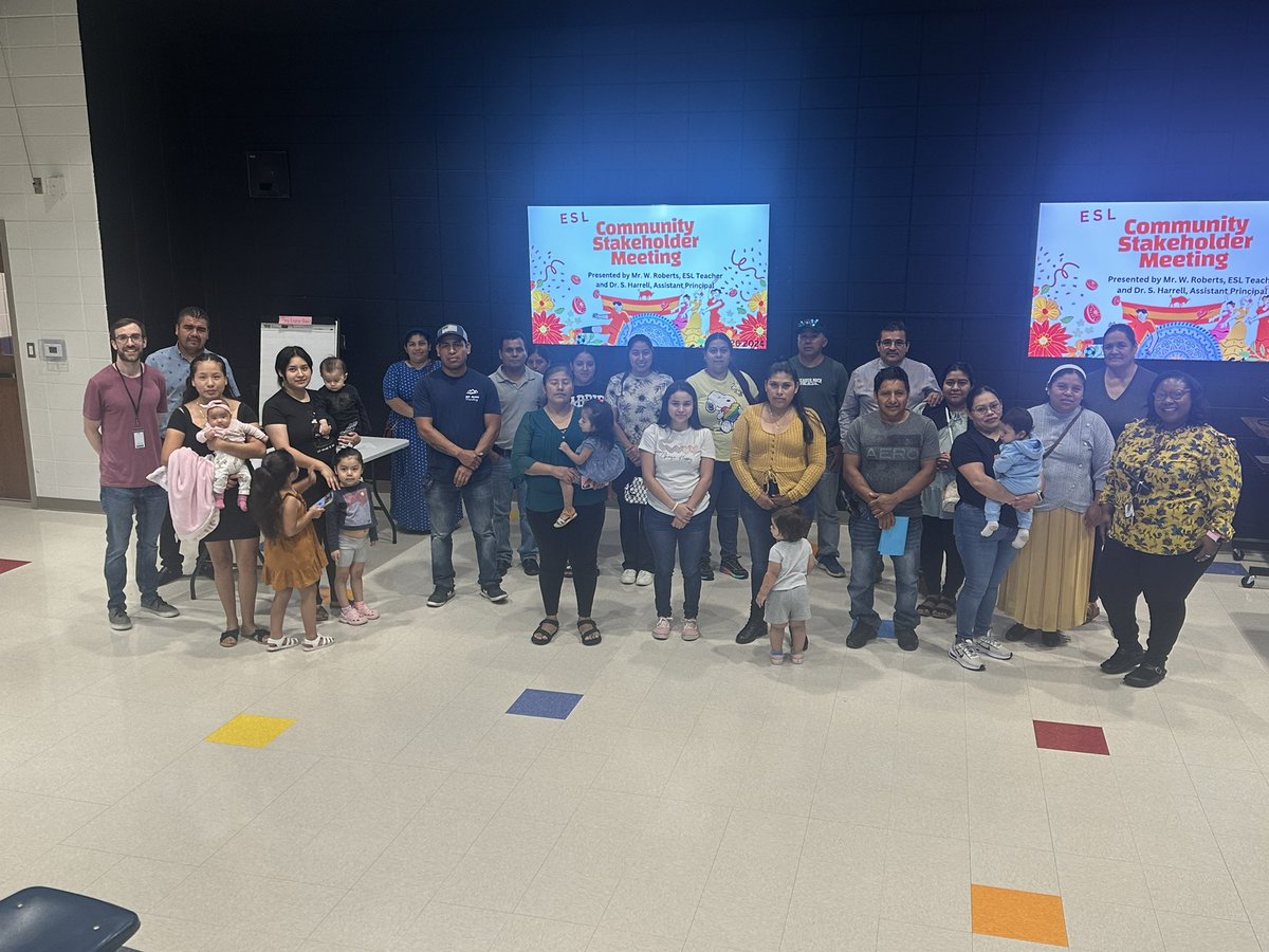 DrSHarrell's tweet photo. ESL Community Stakeholder Meeting #MCS #PAWsUp https://t.co/Eb1kSVxWW7