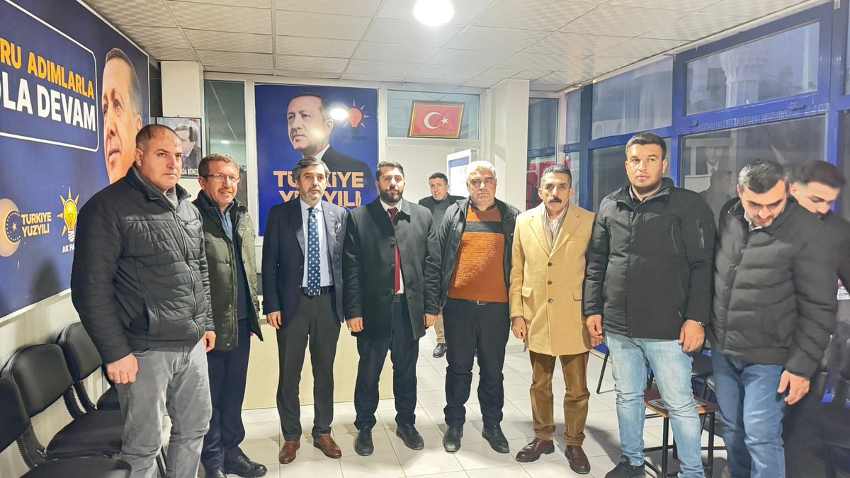 📍Sason

Yapılan kongrede Sason İlçe Başkanı seçilen Abdullah Aydemir kardeşimizi  ziyaret ederek hayırlı olsun dileklerimi ilettik.
Kıymetli başkanımıza yeni görevinde muvaffakiyetler diliyor, nazik misafirperverliği için teşekkür ediyorum.