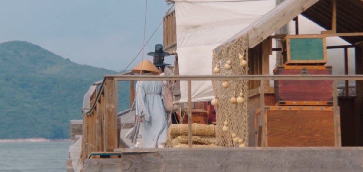 kenthusiastic10's tweet photo. I just want the day to come when Tae-young can finally find peace and happiness. That final scene was cold. #TheTaleofLadyOk #TheTaleofLadyOkEp6 #LimJiYeon #ChooYoungwoo https://t.co/HgD2eXL4cD