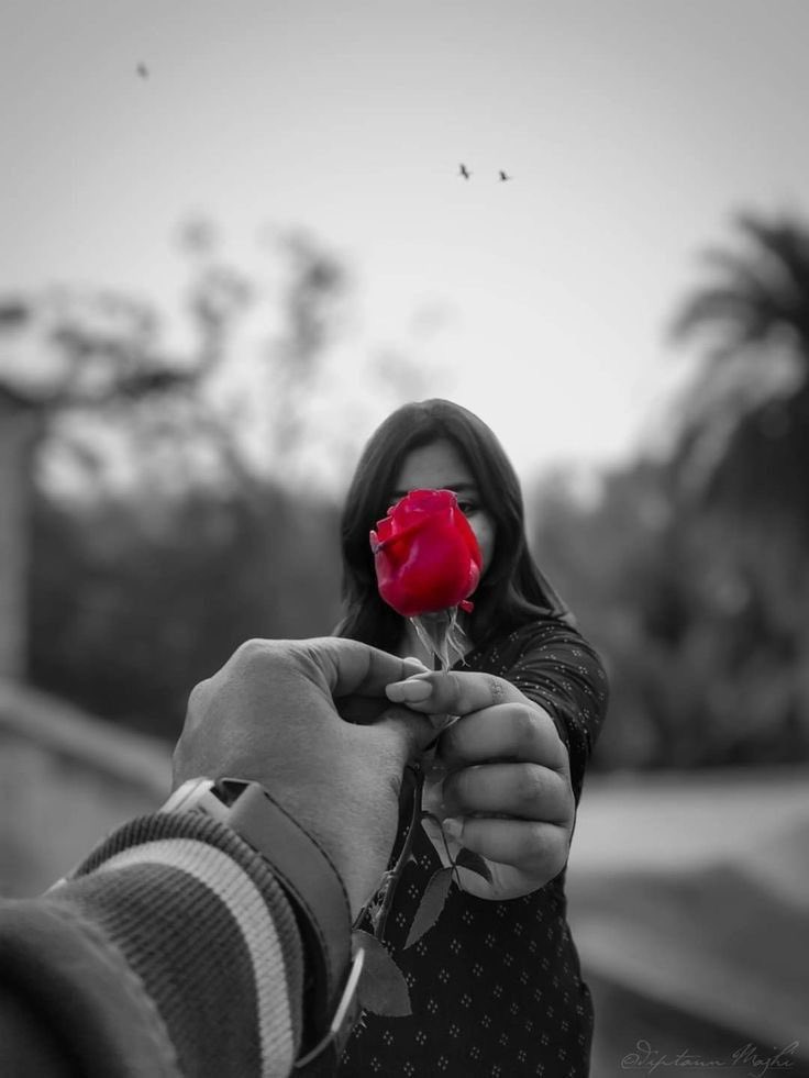 🥀🥀💔💔🥀🥀

    هناك روح لو إنها بجانبي الآن

        لقلت له بصوت متعب ..

     أوقاتي ليست بخير بدونك ..

                    إشتقت لك …🤍

                   ياروح الروح …