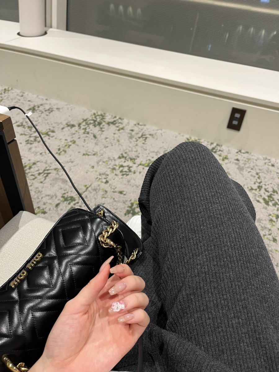 86sta2's tweet photo. ネイルサロンをころころ変える私がすでに4回リピートしたお気に入りのサロン、おすすめです https://t.co/x7sqqTUrCE