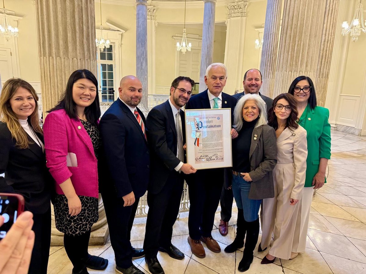 InnaVernikov's tweet photo. This week we bid farewell to our colleague and now Assemblyman-elect @KalmanYegerNYC . Kalman has been a public servant long before some of us even thought about the political landscape. As someone who represents a neighboring district, I can say that Kalman has been an incredible source of support, a wealth of knowledge, experience, and a voice of truth and reason in a city government that lacks common sense and has it all backwards. Above all, he has been a true friend in city hall. I know that I speak for the entire @NYCCCommonSense when I say he will be sorely missed here. I look forward to working with you as our Assemblyman for the betterment of our constituents. Wishing you only the best in your next journey Assemblyman!