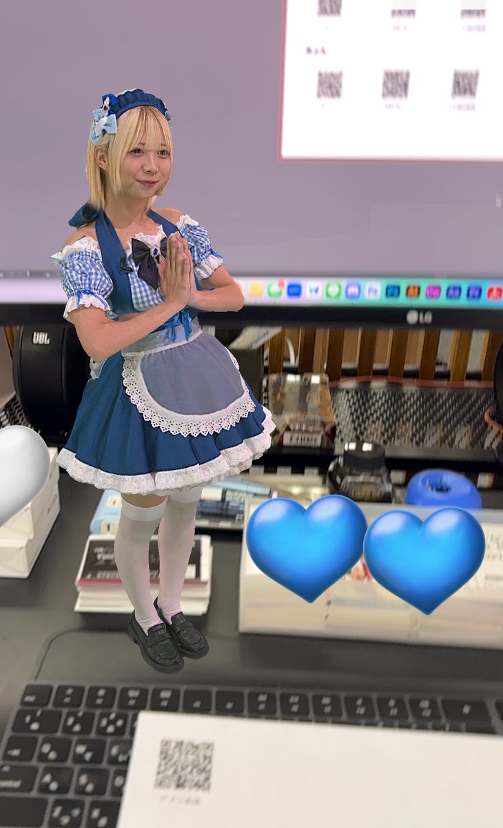 lp_akiba's tweet photo. 動く❕妖精ちゃんを360度まるっと見れる、『妖精ちゃんARフィギュア』を店内で販売開始しております✨ご自宅や旅先でも妖精ちゃん達と一緒に過ごせるよ❄️
最新の技術を使った新しいコンテンツ❕楽しみ方もたくさん❕ぜひチェックしてね✨皆さまのご入国お待ちしております💙
#marumaruAR #marumaruNFT https://t.co/31xlp3gq9l