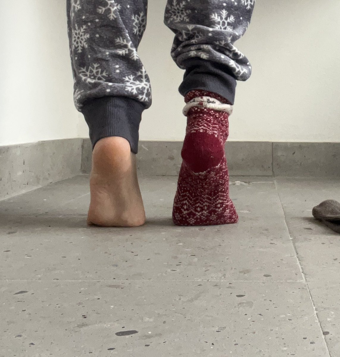 feetmeeft's tweet photo. Which one do you prefer? https://t.co/UjXxezbhQz