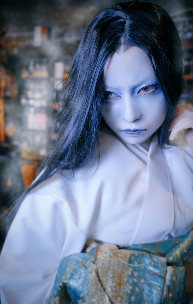 ori_cos718's tweet photo. ❄️～約束～❄️
📸寫眞: @RuinsMasa 
#雪女 ❄️ #変化師オリ https://t.co/Y1GzLmDpIl